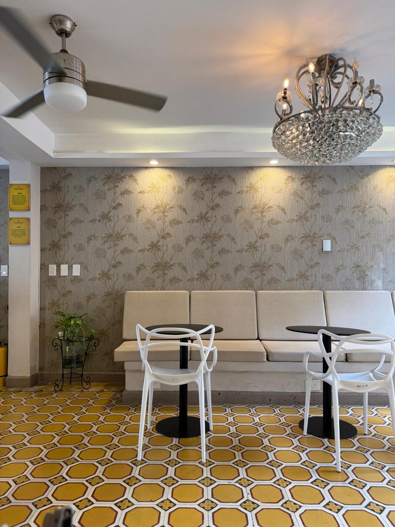 Casa Boutique Bed & Breakfast